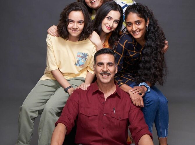 Rakshabandhan ith Akshay Kumar and Cast